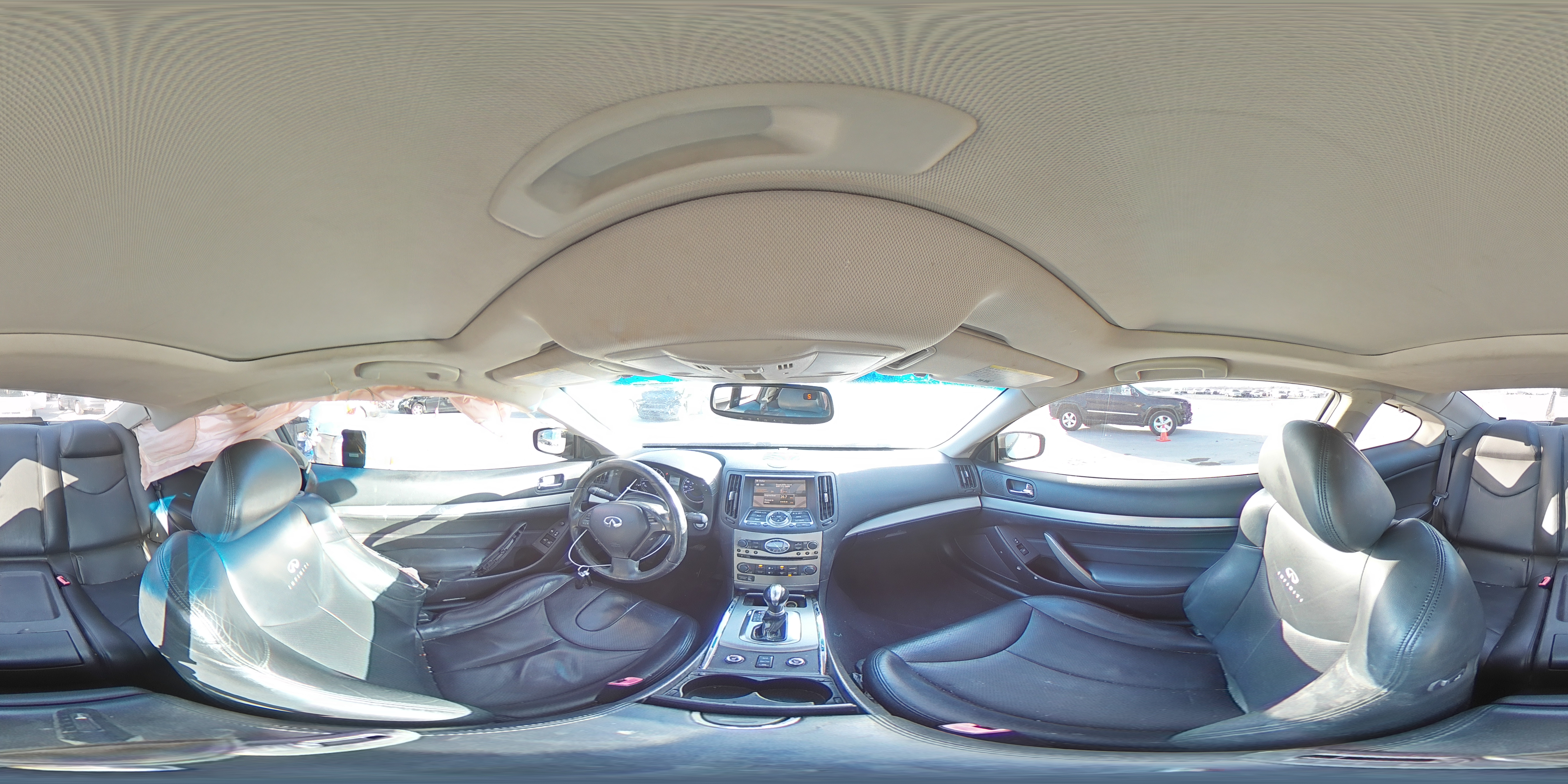 2011 Infiniti G - Image 13