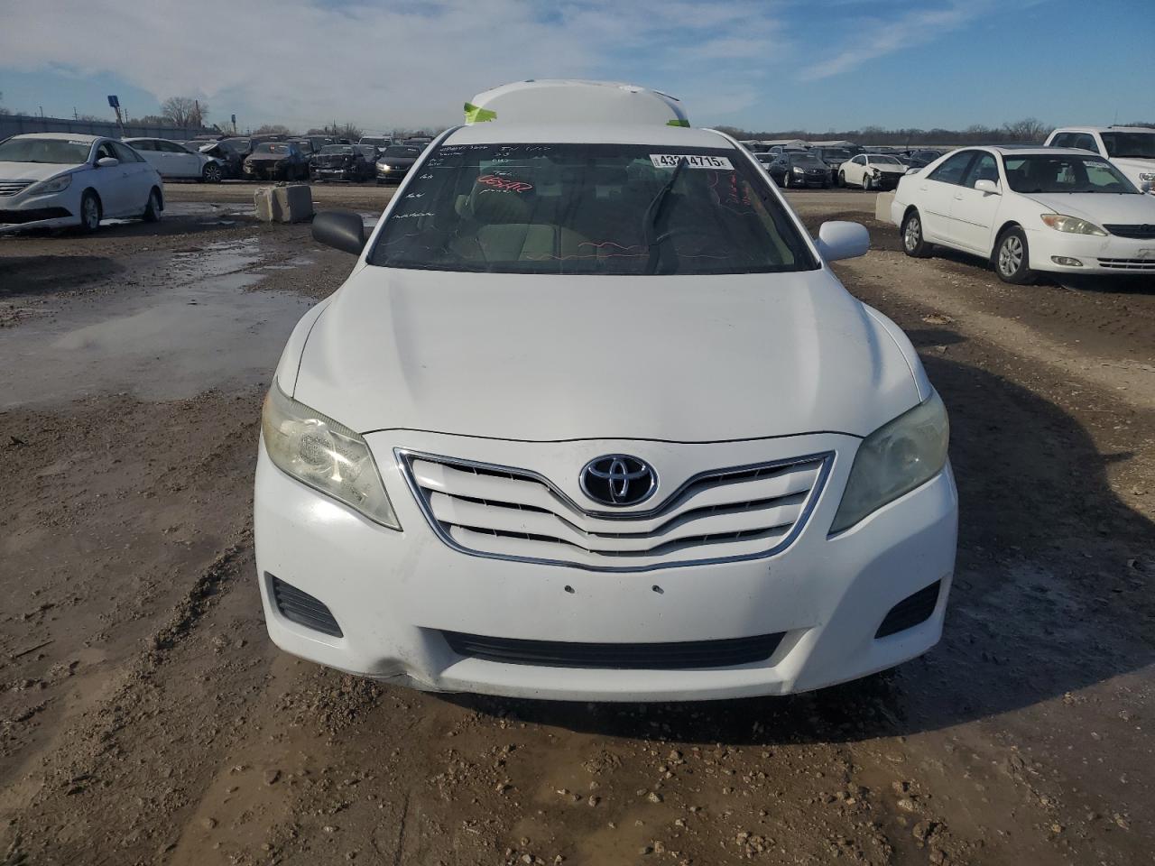 2010 Toyota Camry - Image 5