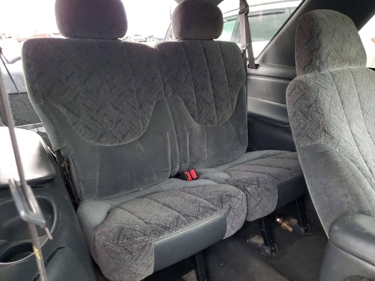 2000 Chevrolet Blazer - Image 11