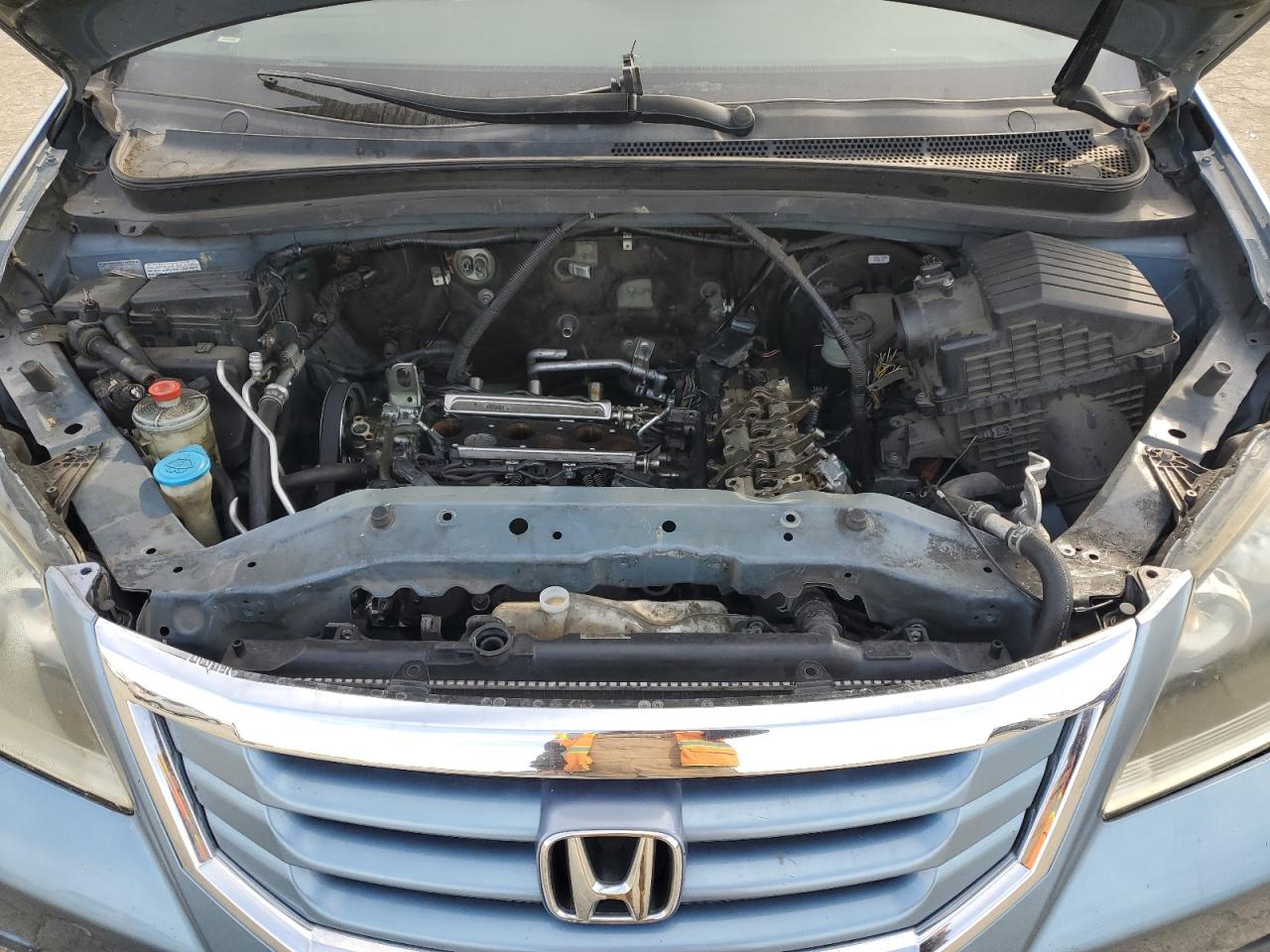 2010 Honda Odyssey - Image 12