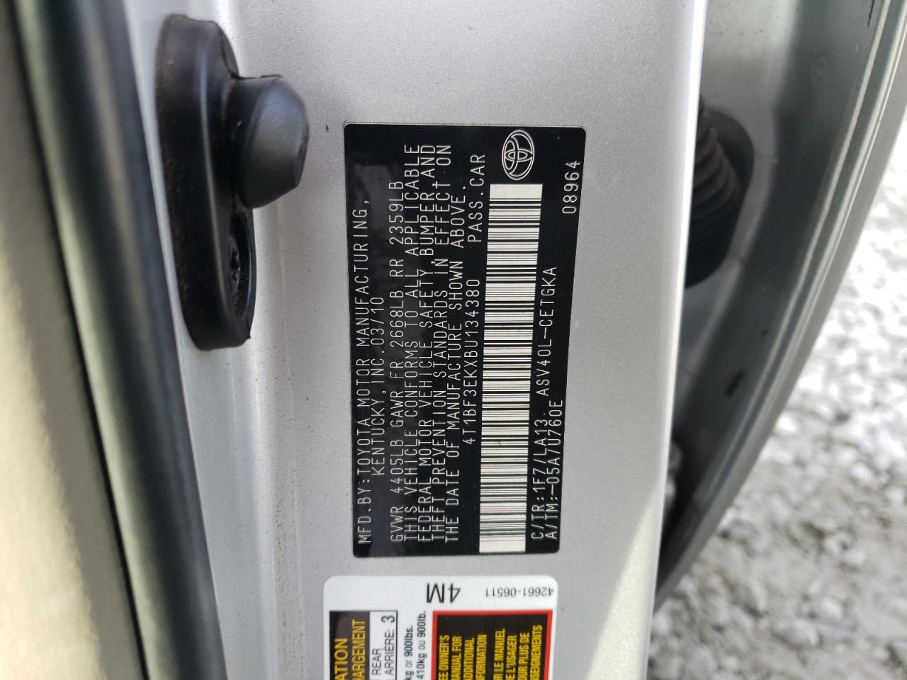 2011 Toyota Camry - Image 12