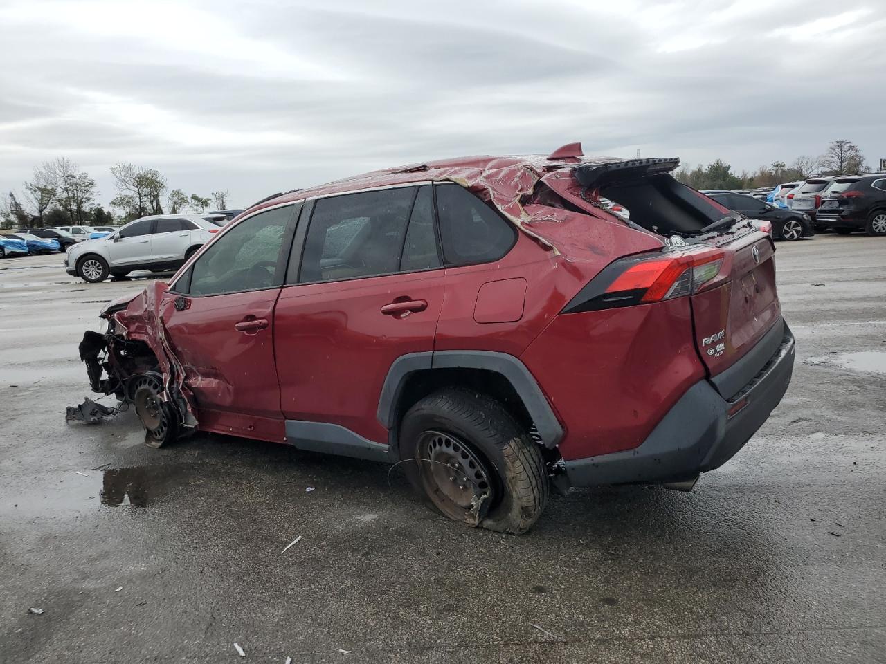 2019 Toyota RAV 4 - Image 2