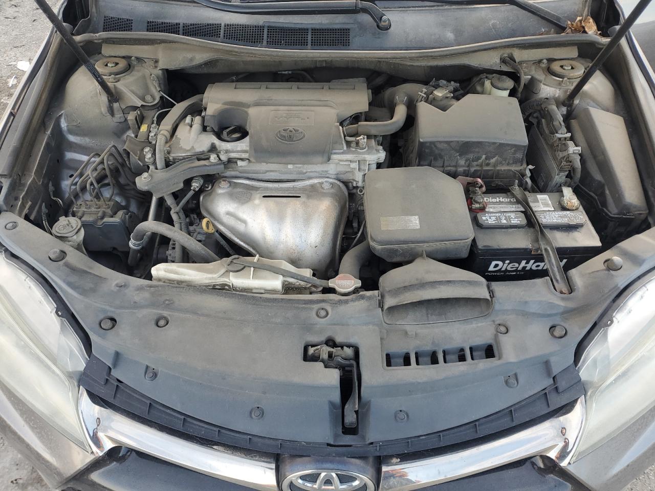 2016 Toyota Camry - Image 12