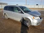 2011 Chrysler Town & Country Touring L продається в Bismarck, ND - Front End