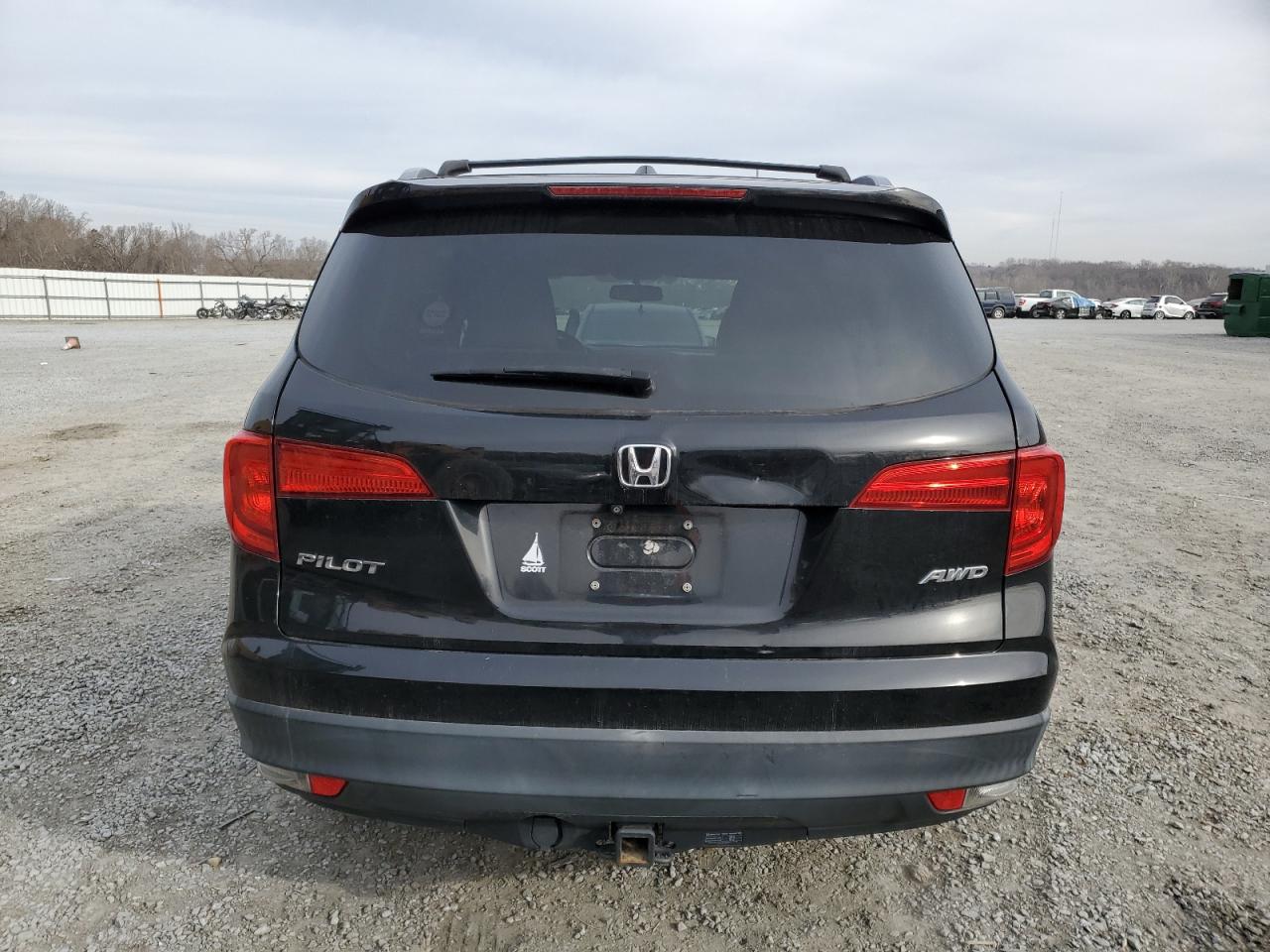 2017 Honda Pilot - Image 6