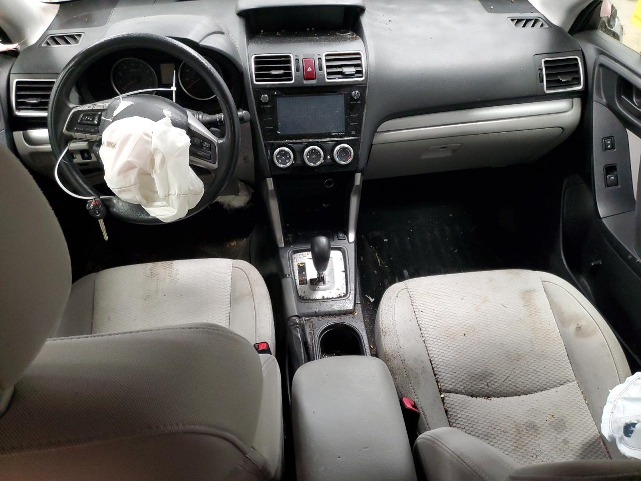 2016 Subaru Forester - Image 8