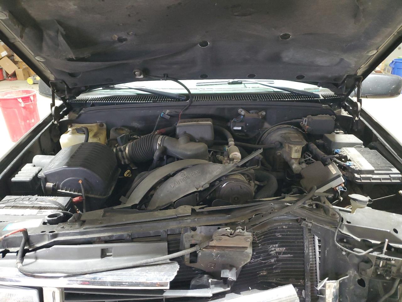 1998 Chevrolet Gmt-400 K1500 VIN: 1GCEK14RXWZ236495 Lot: 84159824