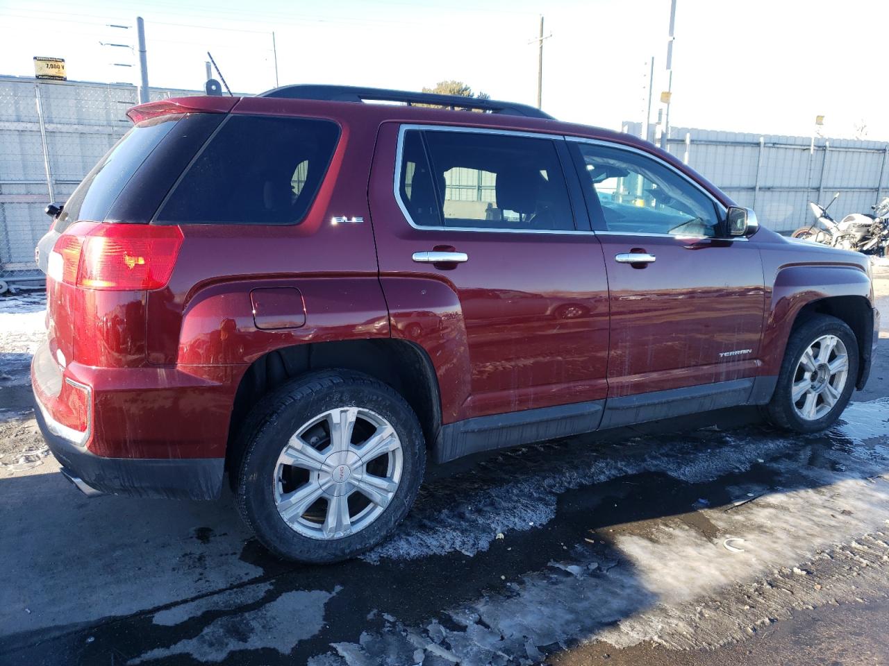 2016 GMC Terrain - Image 3