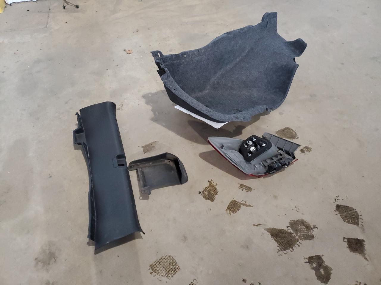 2015 Honda Accord - Image 12