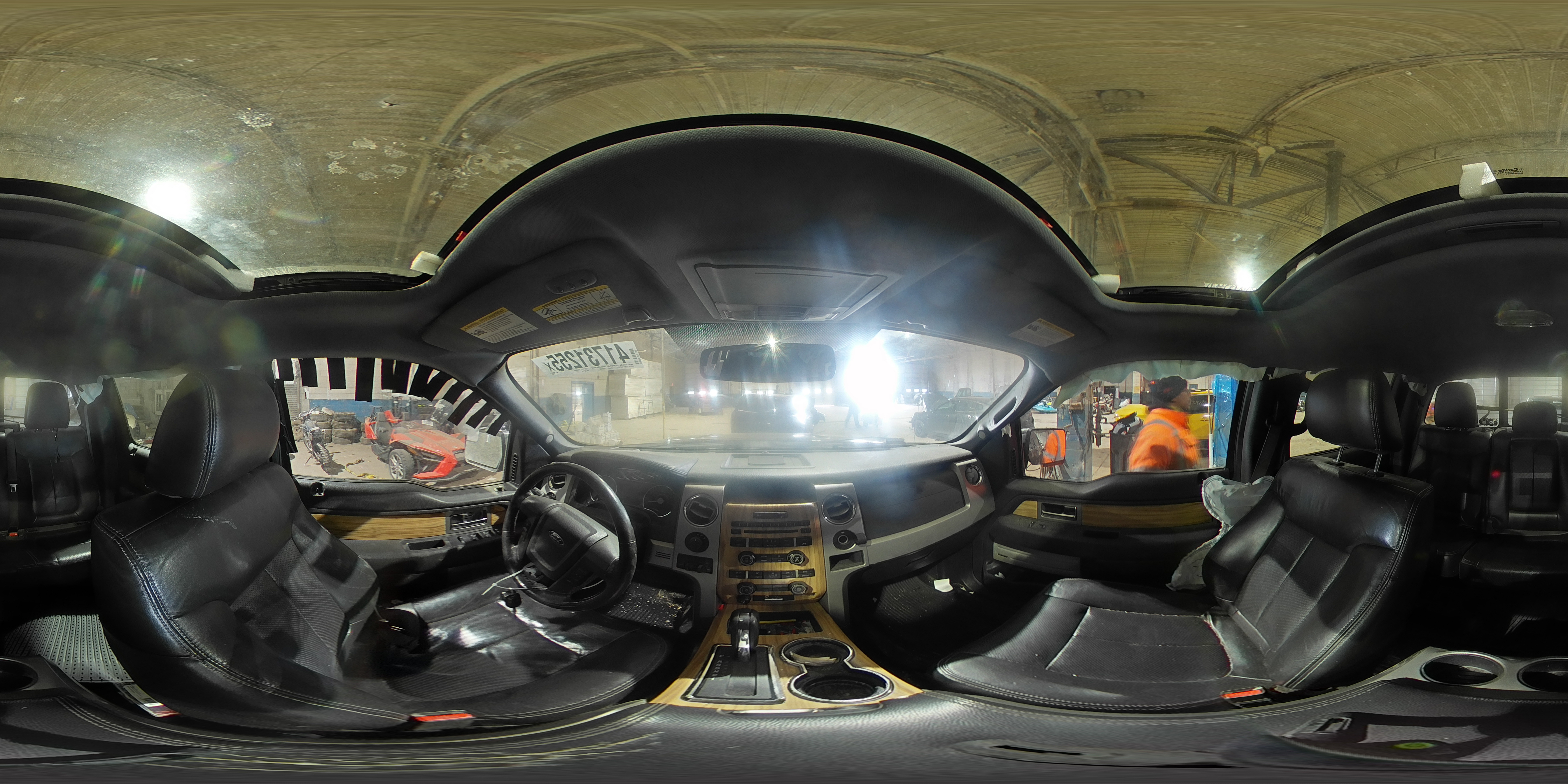 2011 Ford F-150 - Image 13
