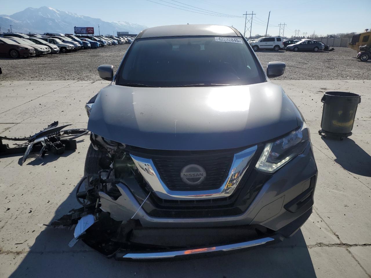2018 Nissan Rogue - Image 5