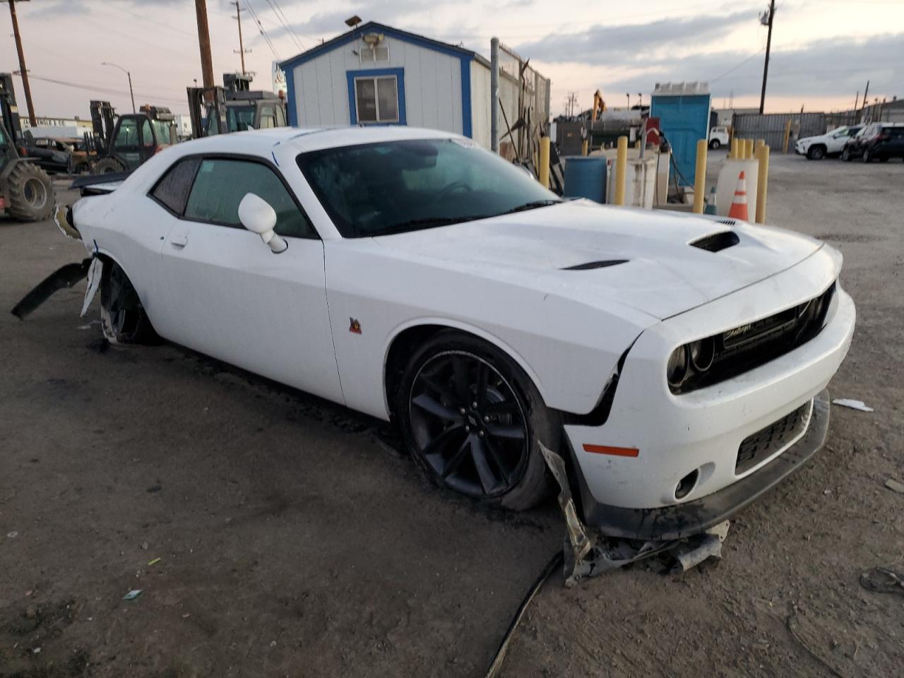 2019 Dodge Challenger - Image 4
