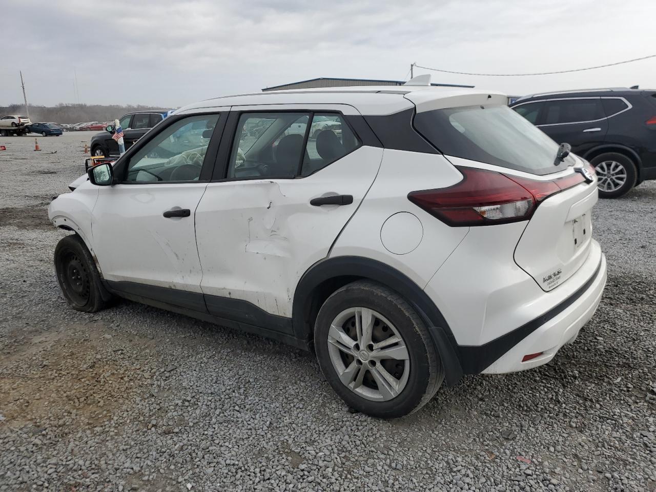 2021 Nissan Kicks - Image 2