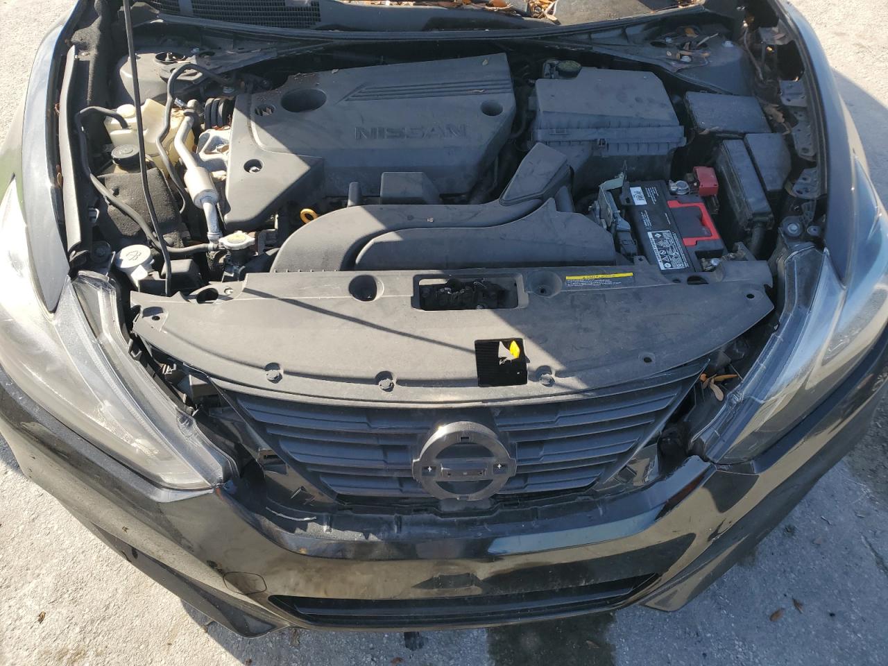 2017 Nissan Altima - Image 11