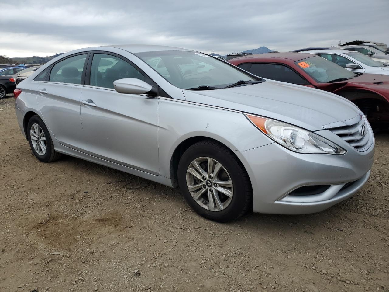 2011 Hyundai Sonata - Image 4