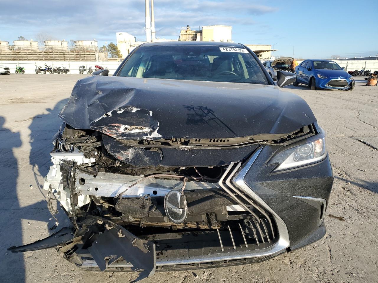 2020 Lexus ES - Image 5