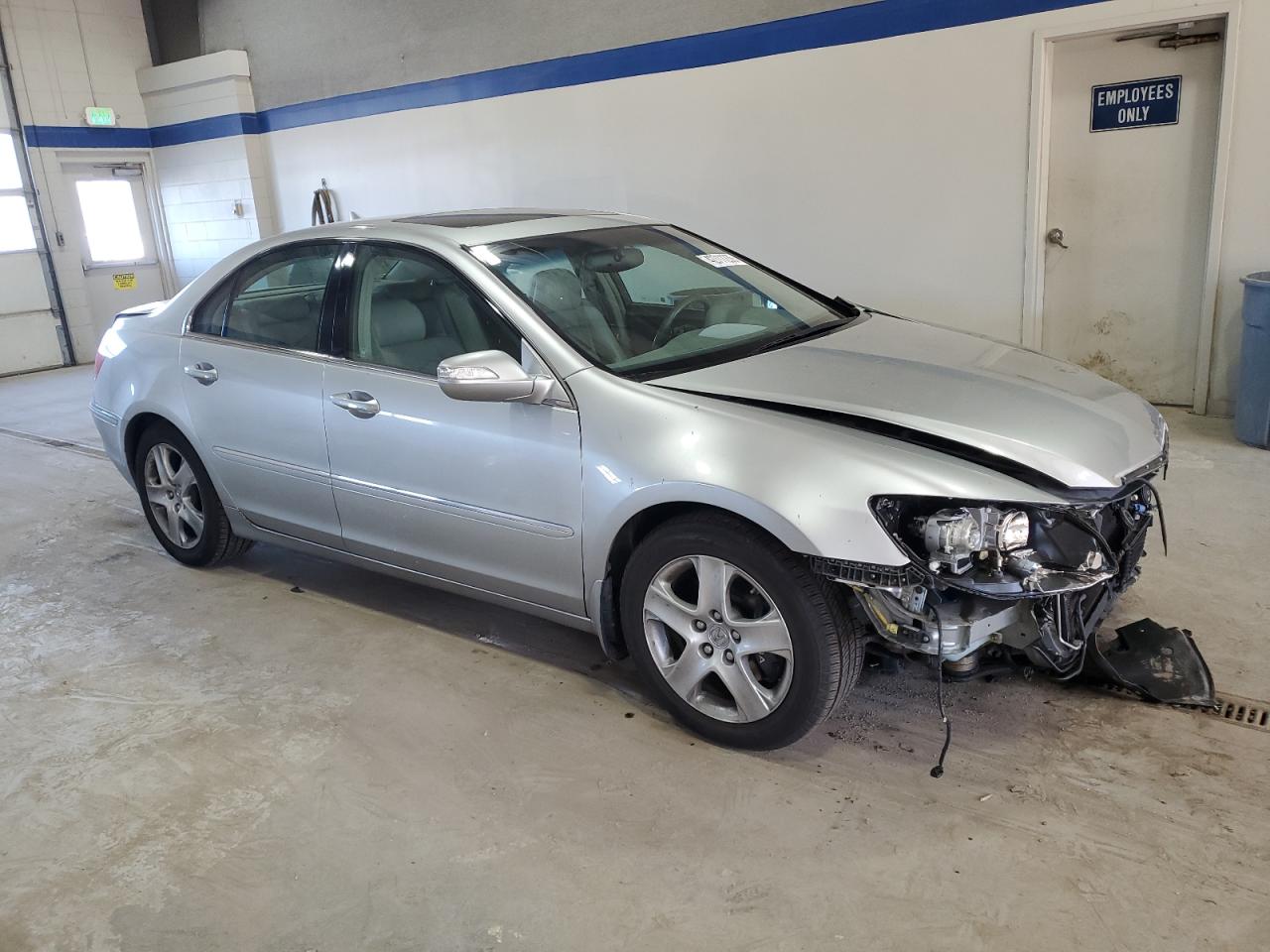 2008 Acura RL - Image 4