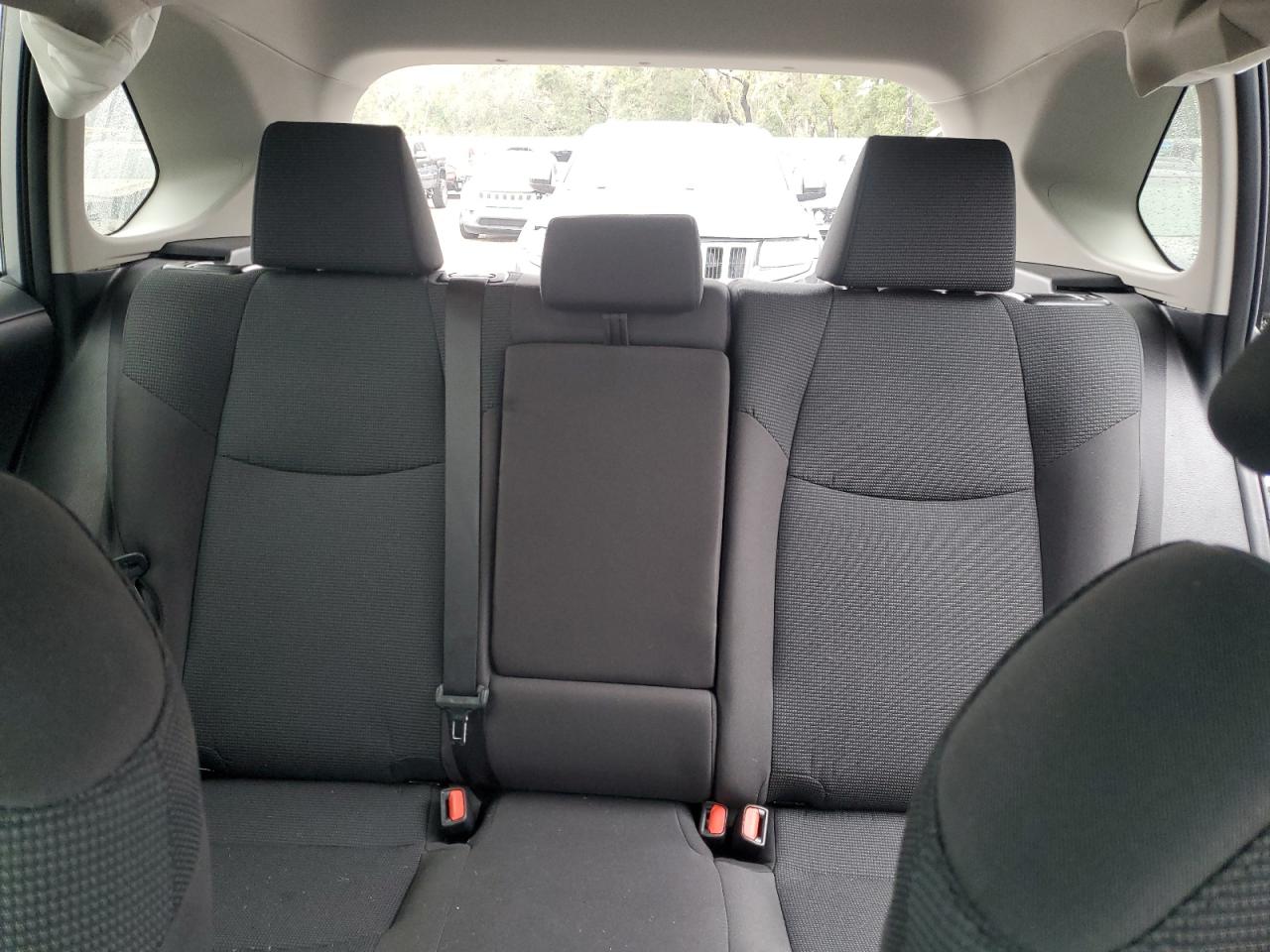 2024 Toyota RAV 4 - Image 10
