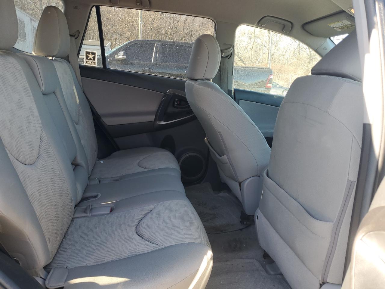 2012 Toyota RAV 4 - Image 11