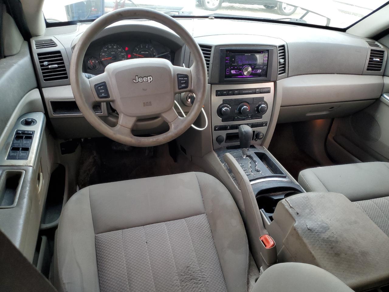 2005 Jeep Grand Cherokee - Image 8