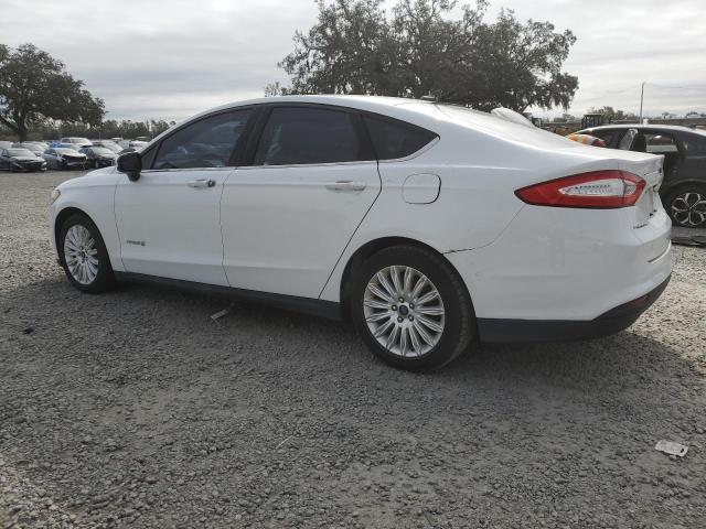 Седаны FORD FUSION 2015 Белы