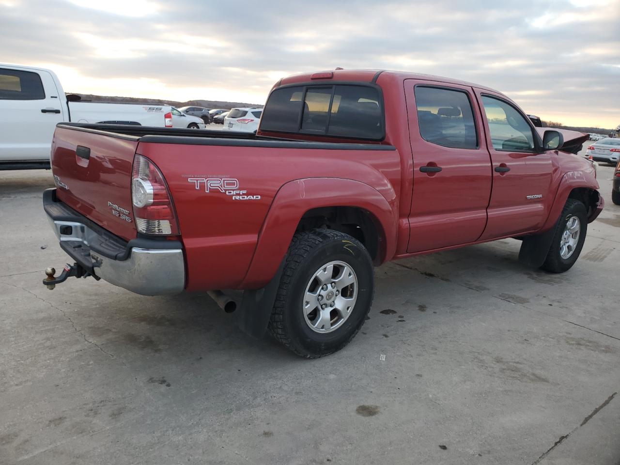 2010 Toyota Tacoma - Image 3
