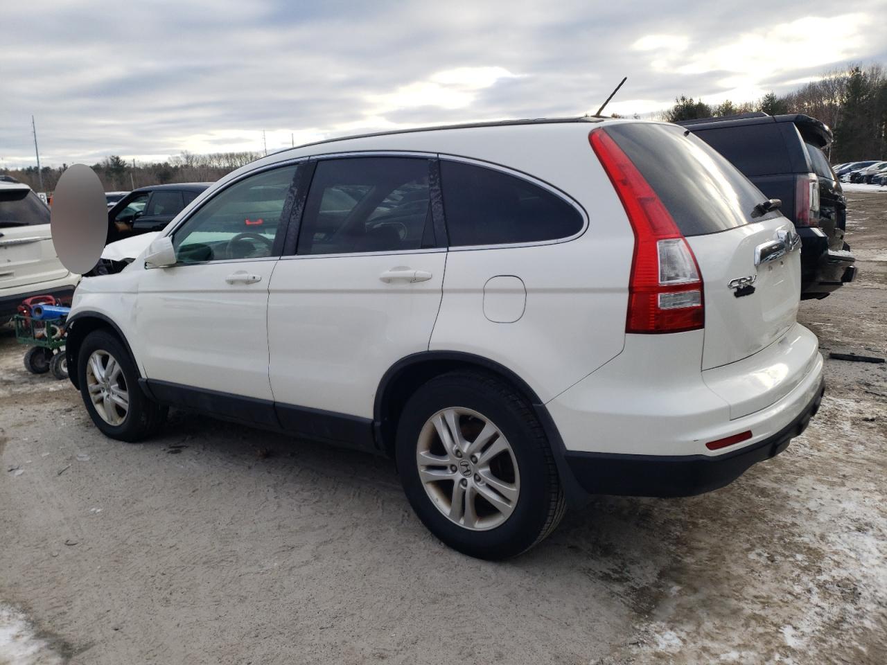 2011 Honda CR-V - Image 2
