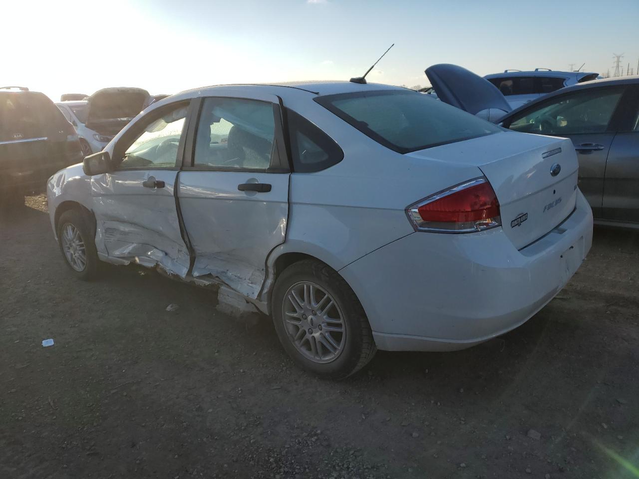 2009 Ford Focus - Image 2