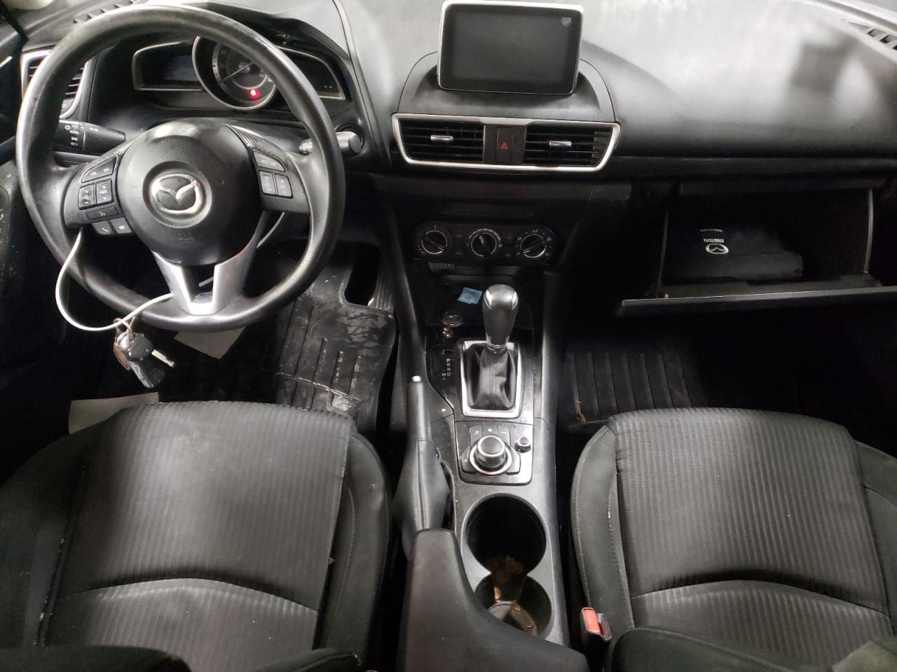 2016 Mazda 3 - Image 8