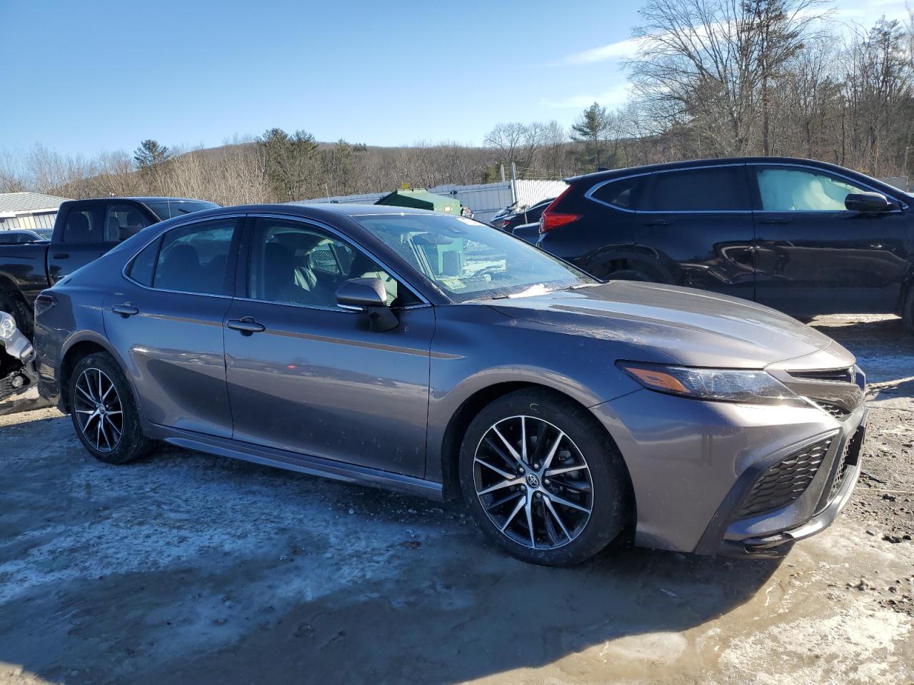 2024 Toyota Camry - Image 4