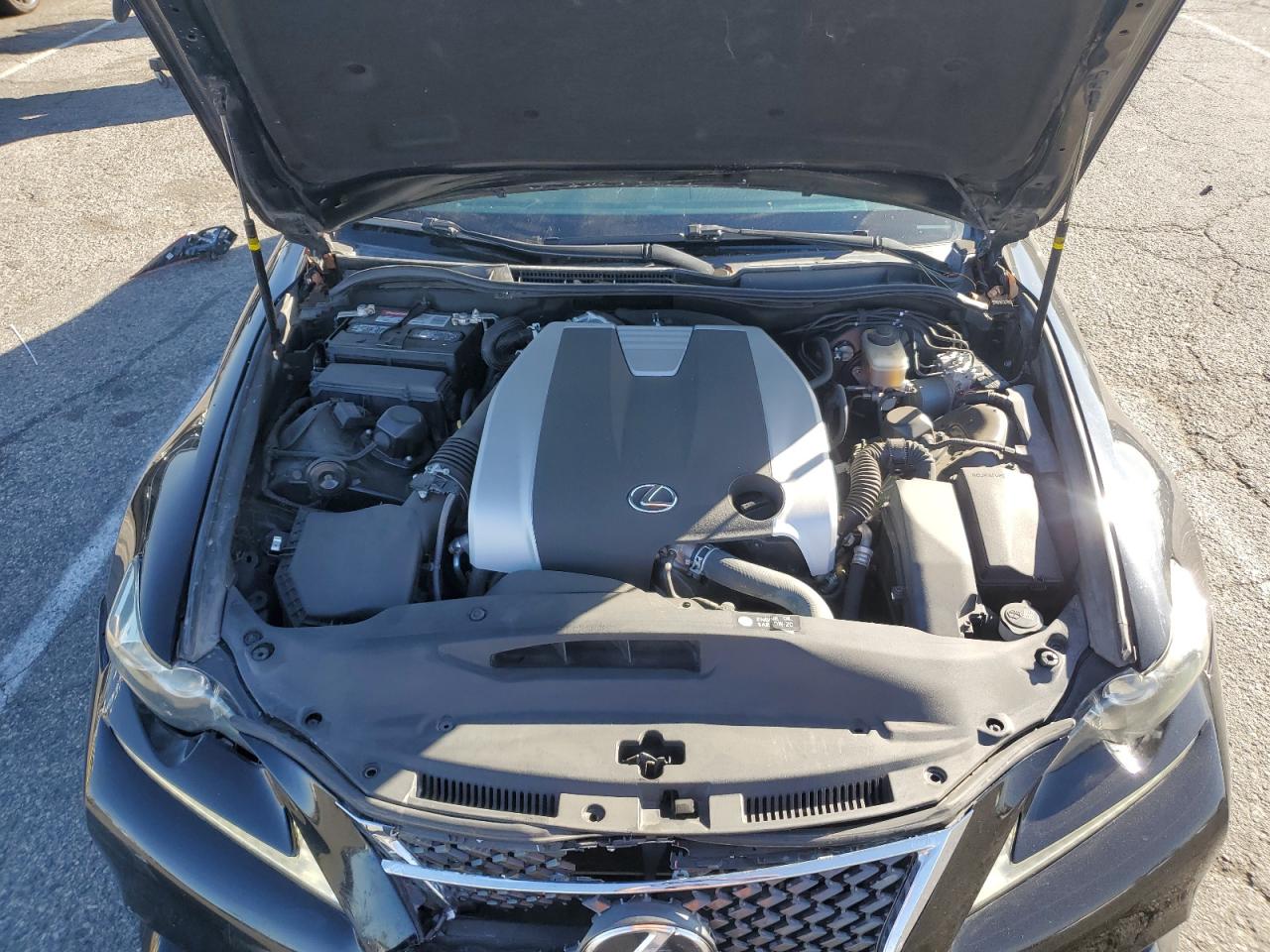 2014 Lexus IS - Image 13