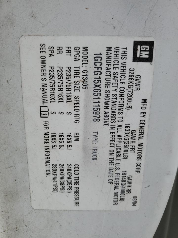 2005 Chevrolet Express - Image 13