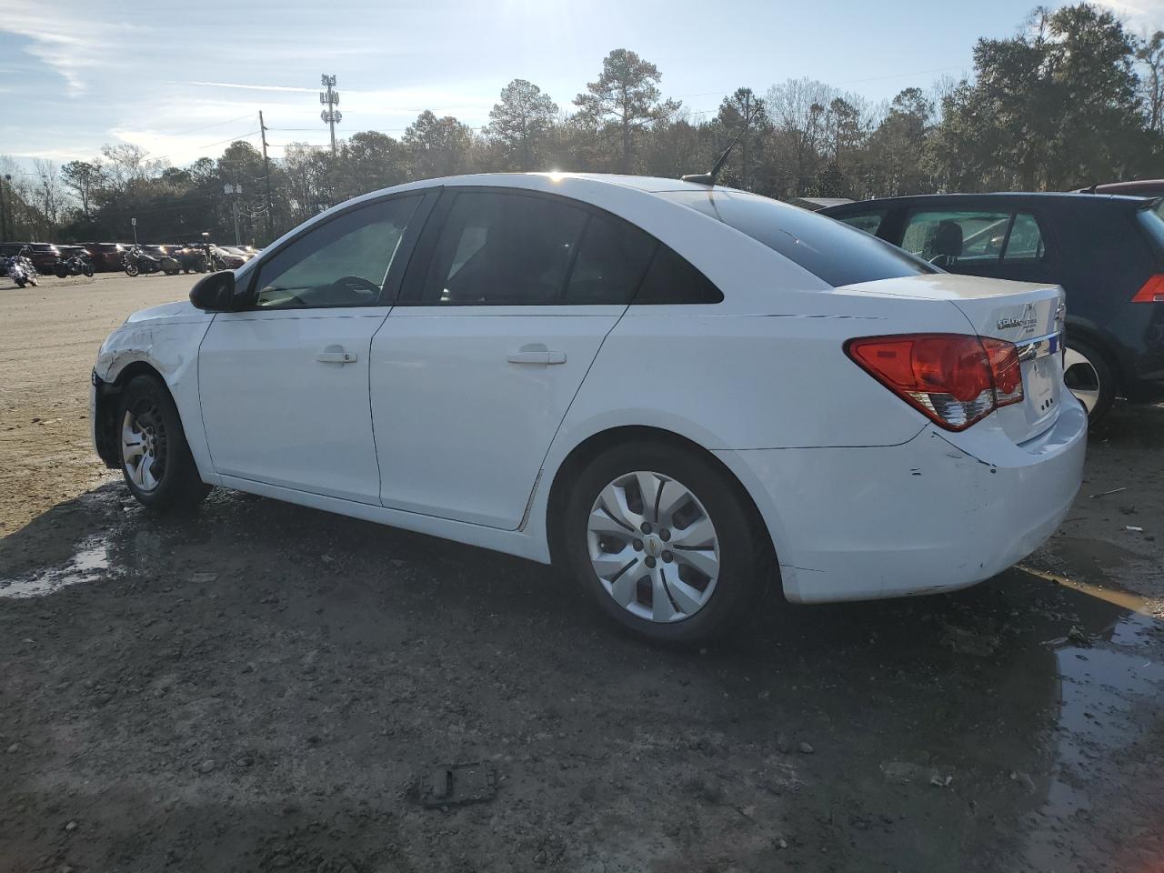2014 Chevrolet Cruze - Image 2