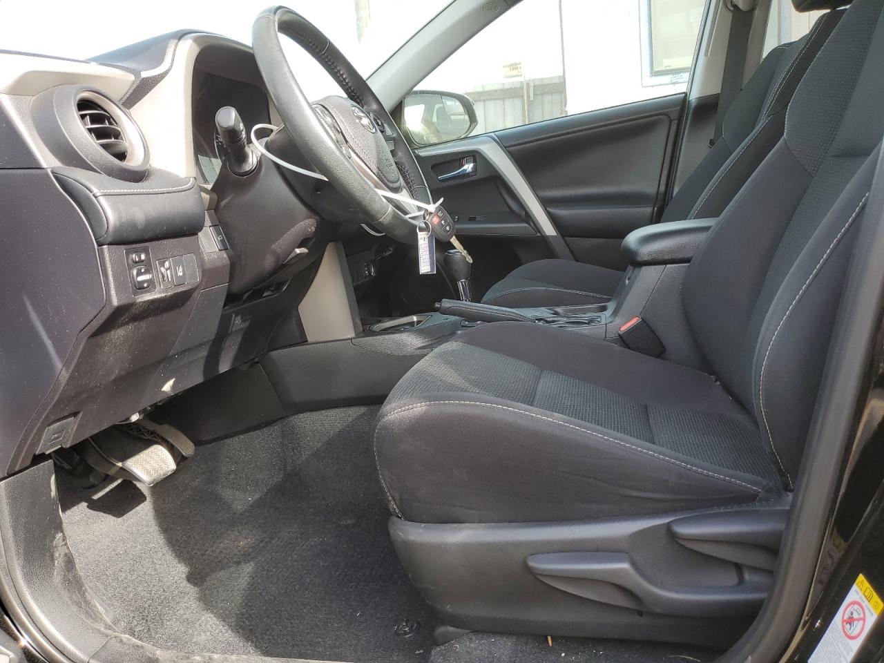 2017 Toyota RAV 4 - Image 7
