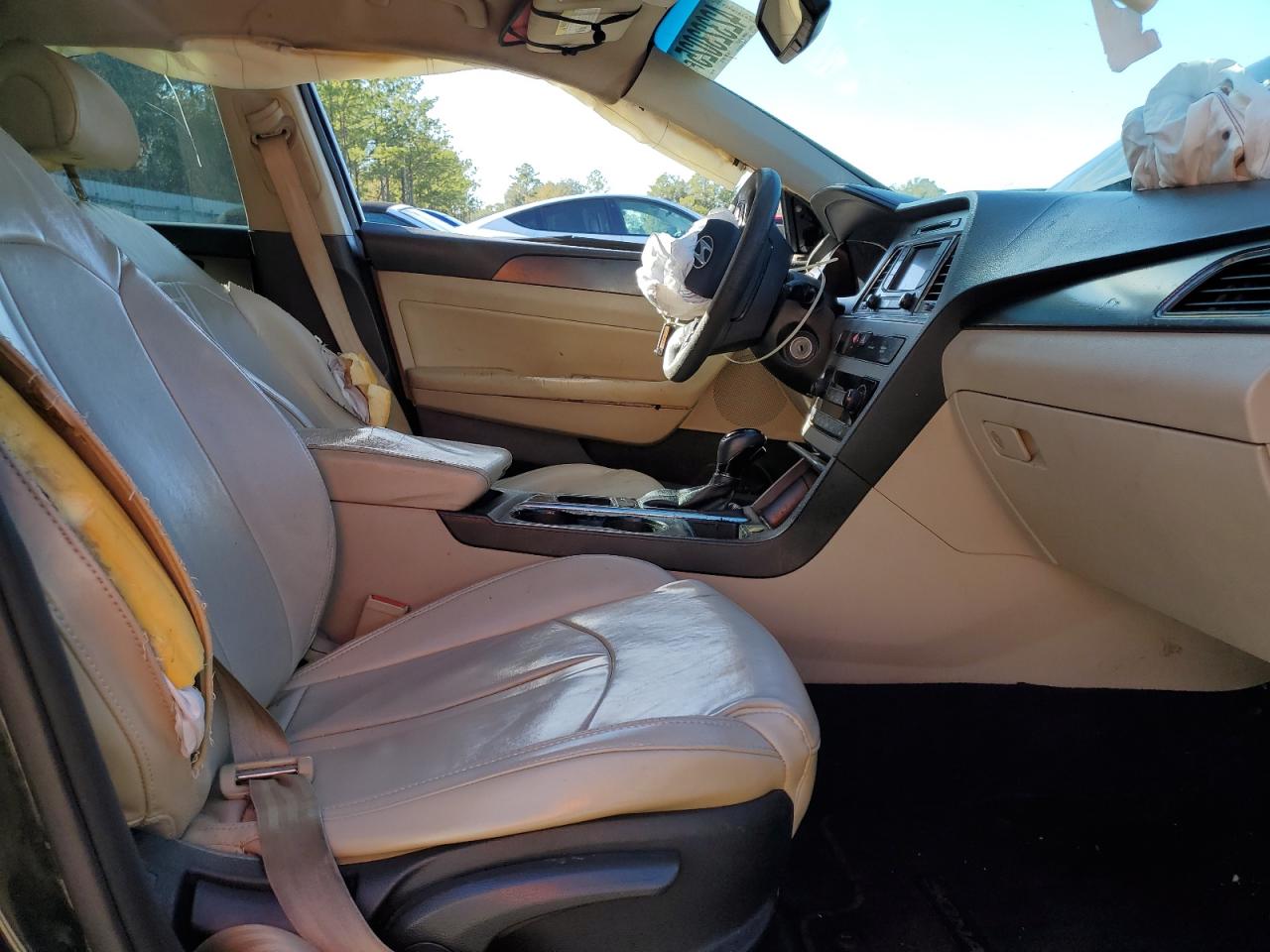 2015 Hyundai Sonata - Image 7