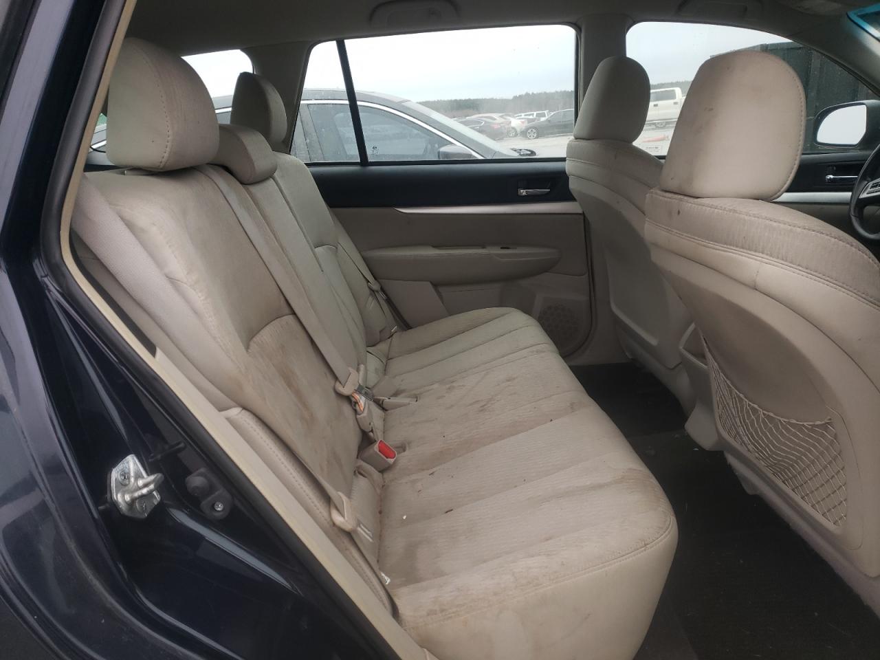 2012 Subaru Outback - Image 11