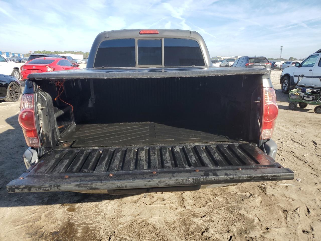 2007 Toyota Tacoma - Image 6