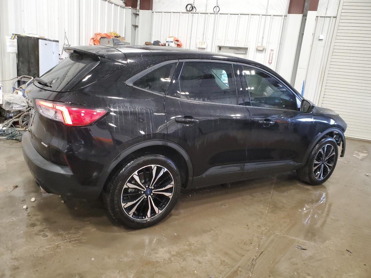 2021 Ford Escape - Image 3