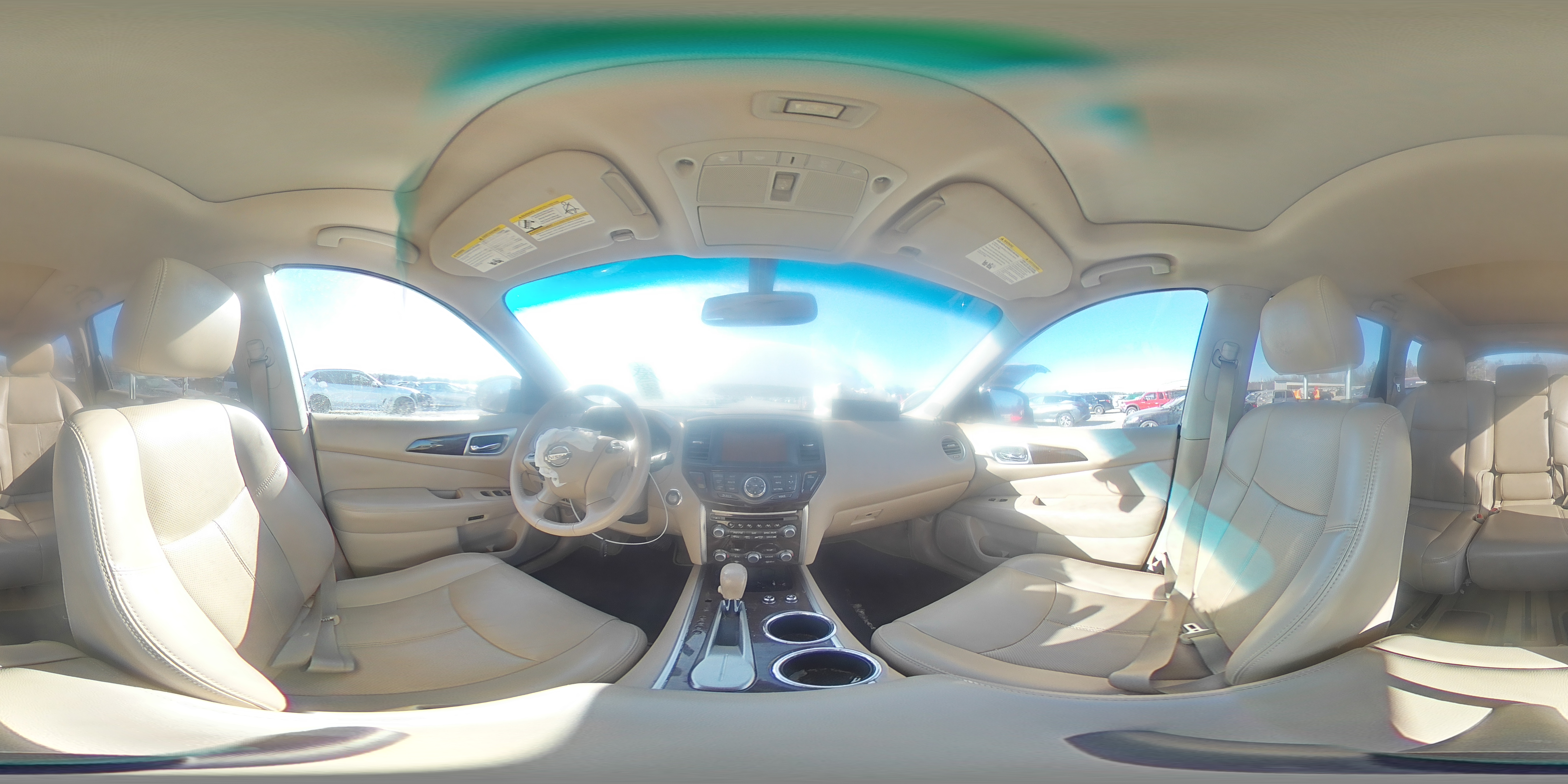 2015 Nissan Pathfinder - Image 13