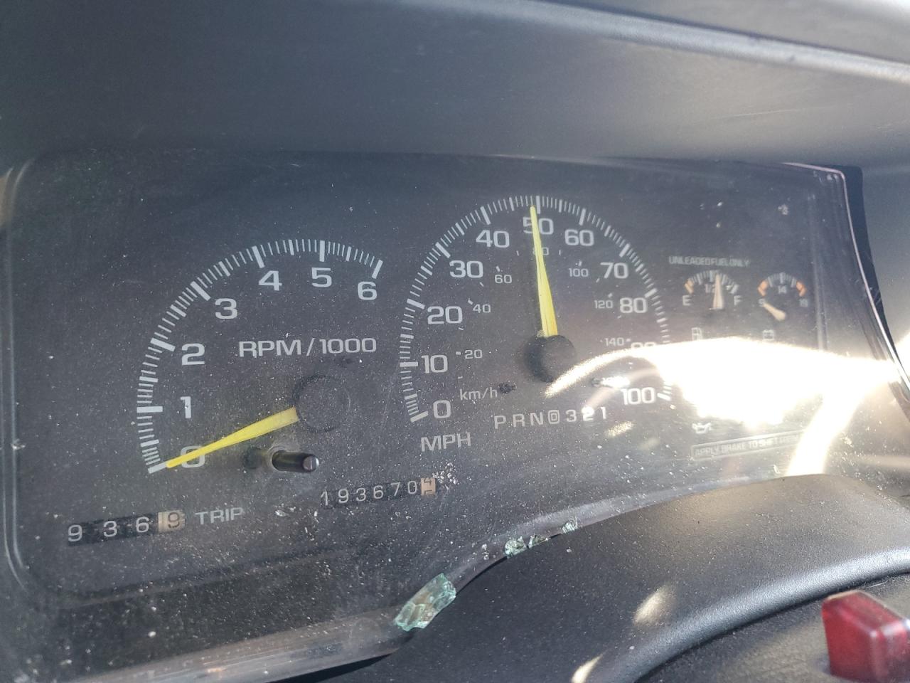 1997 GMC Suburban - Image 9