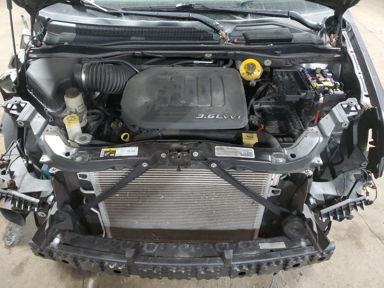 2014 Dodge Caravan - Image 13