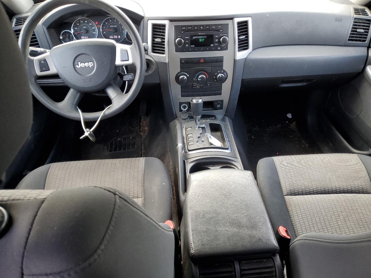 2010 Jeep Grand Cherokee - Image 8
