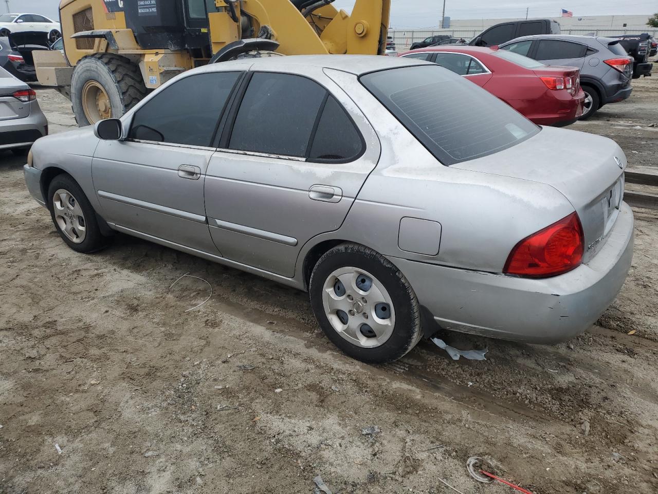 2004 Nissan Sentra - Image 2