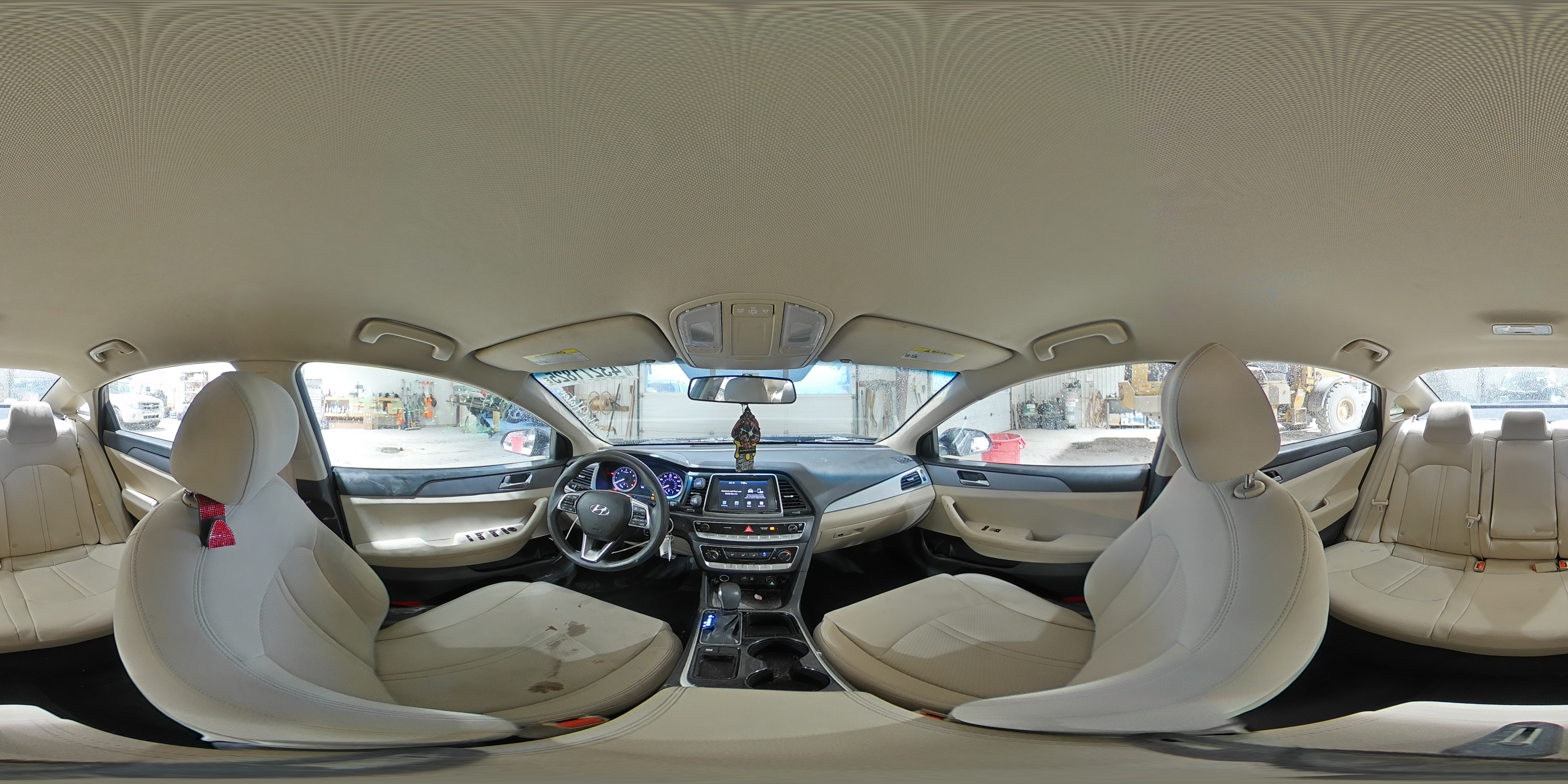 2018 Hyundai Sonata - Image 12