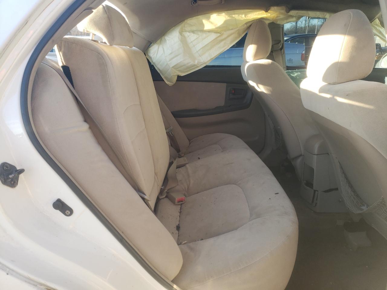 2006 Kia Spectra - Image 10