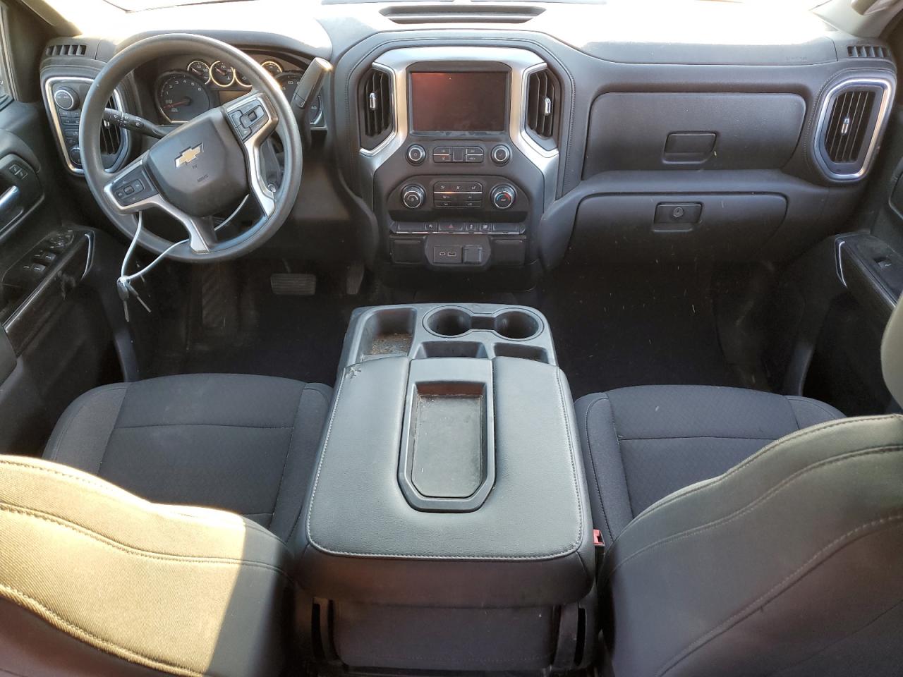 2020 Chevrolet Silverado - Image 8