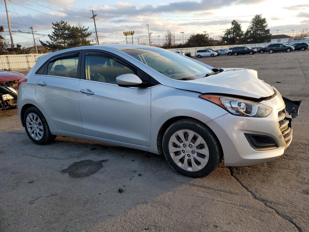 VIN KMHD35LH2GU283247 2016 HYUNDAI ELANTRA no.4