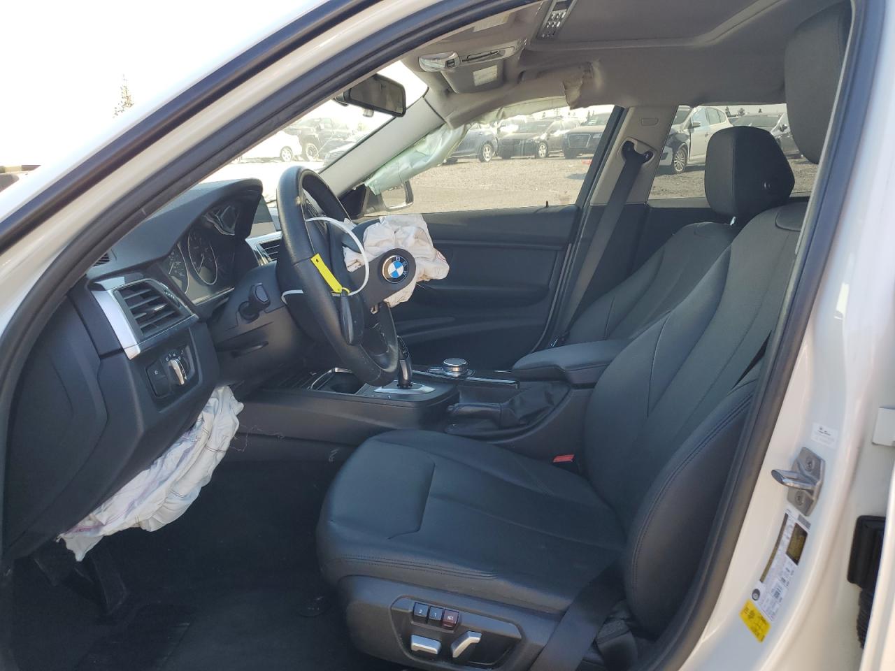 2017 BMW 320 I VIN: WBA8E1G31HNU18511 Lot: 94772595