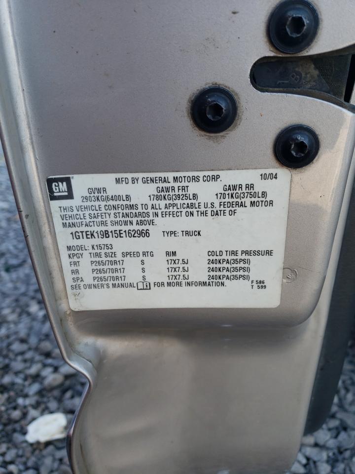 2005 GMC Sierra - Image 12