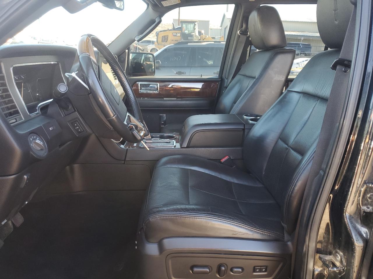 2013 Lincoln Navigator - Image 7